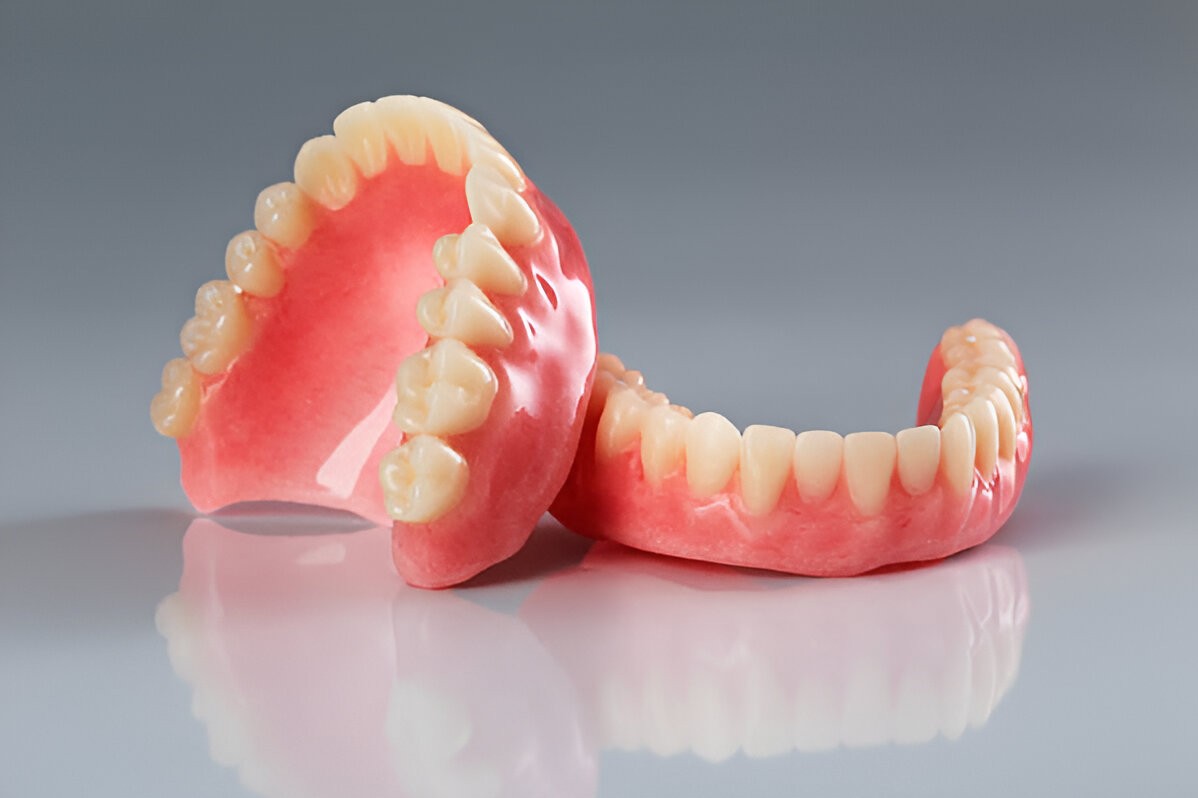How to Maintain Dentures for Long-Term Comfort | Carolina Smiles