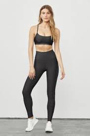Best Women’s Gym Leggings With Comfortable Fit And Style