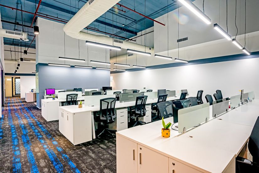 What Should I Know Before Choosing a Coworking Space in Noida?
