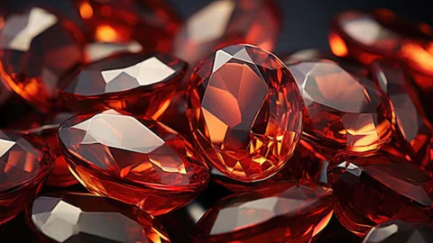 Difference Between Hessonite and Garnet Gemstones Explained